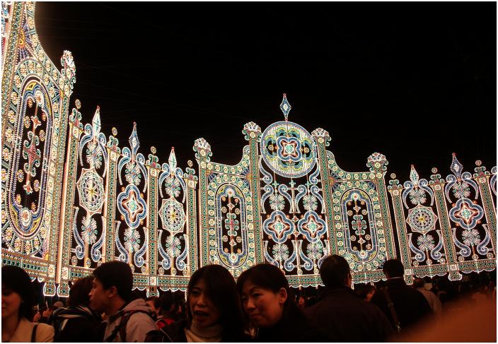 ���������C�����̉~����̓d���̒�����E�E�E�E