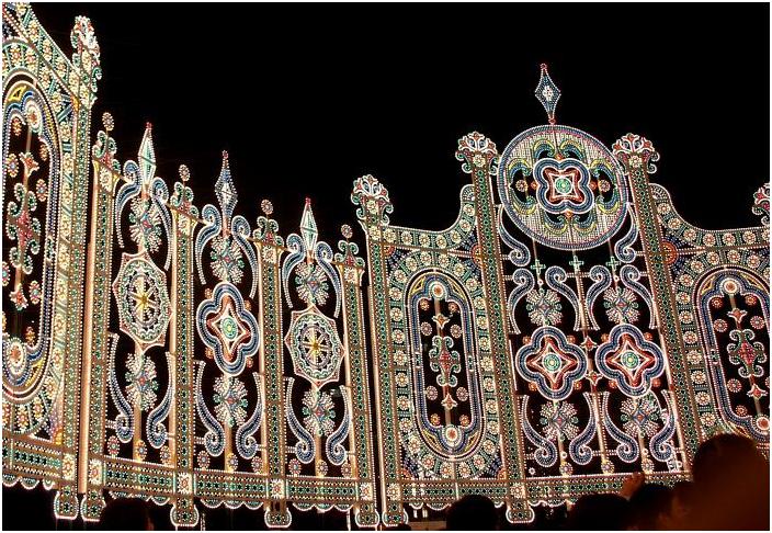 ���������C�����̉~����̓d���̒�����E�E�E�E