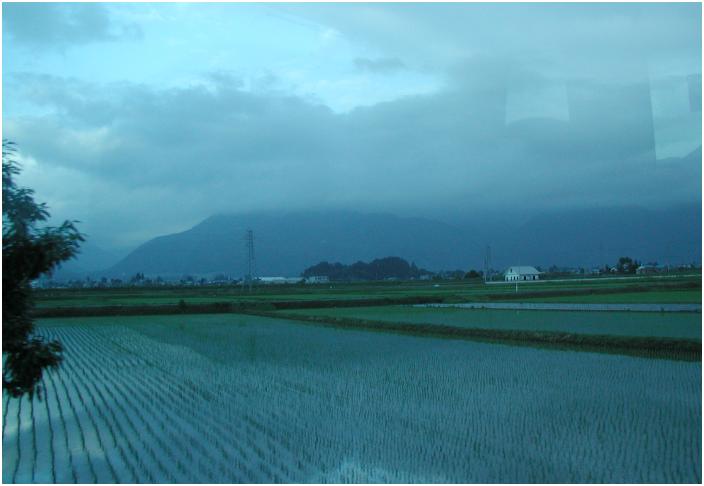 ���R��J��������܂������A�R���͉_�̒��E�E�E�E�������L��������܂����B