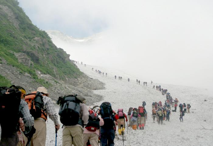 �Ă̔��n�A�����o�R�҂̗�ł��ˁI�܂�ŋa�̍s��̊����ł��I(��)