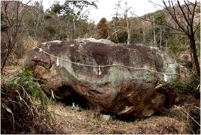 ���̕t�߂ɁA����Ȃɑ傫�Ȋ�΂͌�������܂���