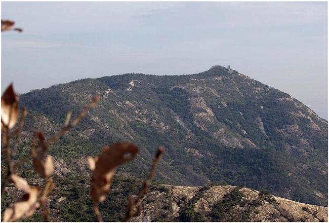 �����R������荂��ʎR�@��O�̔����͔n�m�w