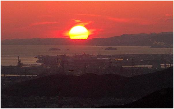 ������쐼���ʂ̗[��� Photo By 2005.02.13 17:44