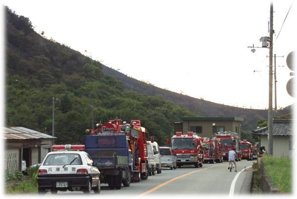 �n���P�H�s�����Ð�s�̏��h�����Ԃ̌Q��