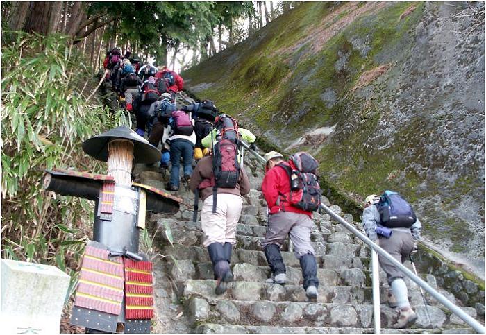 �����̑���A�}�ȊK�i����o�R�̊J�n�ł��I