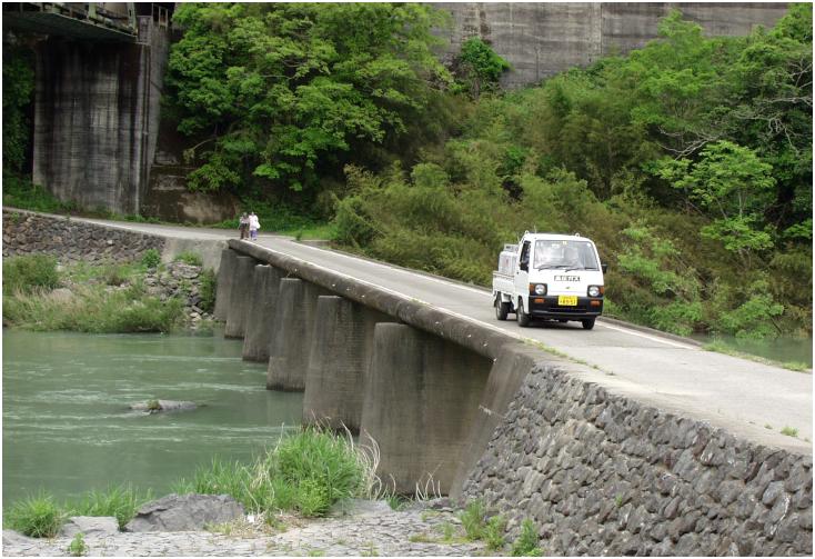 �l���\��̏��X�Ō�������������A�L�����v��ւ͂��̋���n����