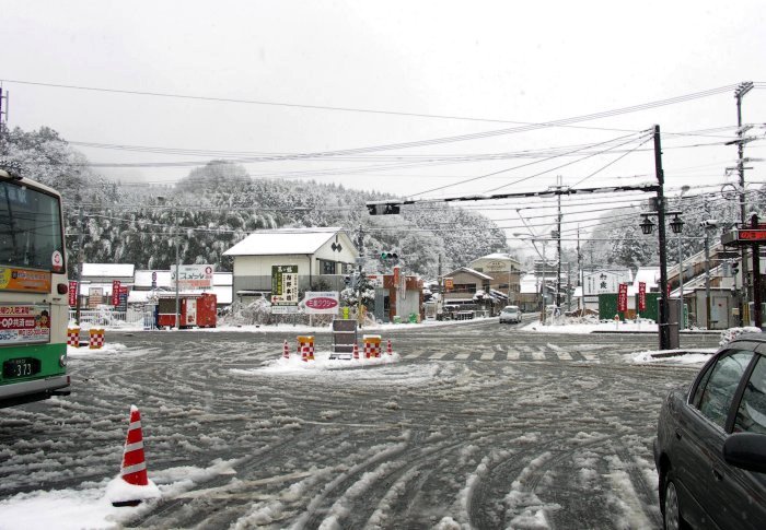 �q�P�U�U�����̓��̉w�ɍŌ�̃g�C���x�e�ŗ����܂������A�����ō��̗l�q�A�`���b�g��s���̓������s���ł����B