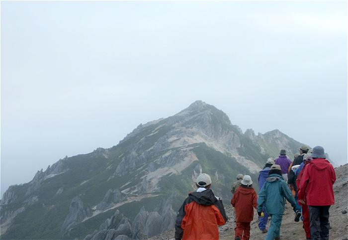 ���H��̂U�����牍�x�R���ցA�f�n�I�N�����ɂ͏��J���~���Ă����̂ŊF����J��p�ł��B