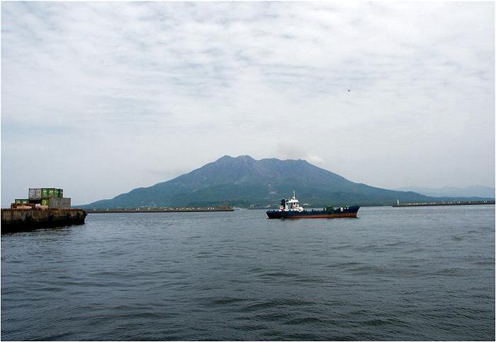 �����Ƃ����ʂ�A��H�A���v���ցE�E�E�E�A�W �F �b �g �t �H �C ���̑D���X�s�[�h�v�͂W�O������\�����Ă��܂����B
